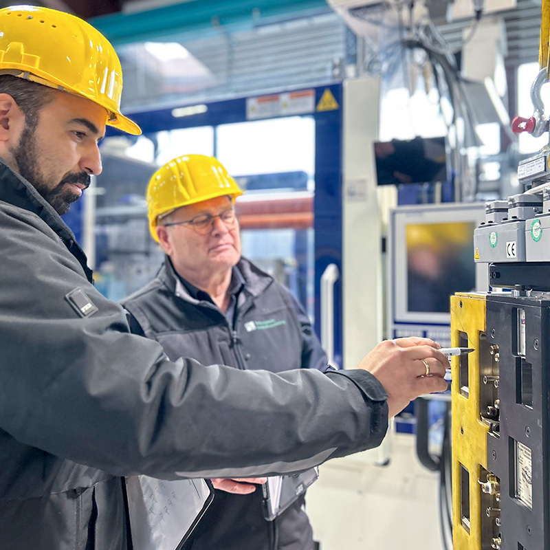 Überprüfung eines Werkzeugs vor dem Einbau